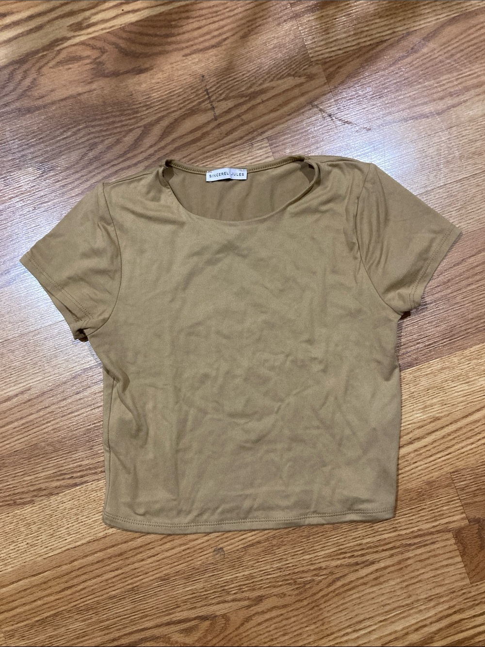 Sincerly Jules Caramel Short-Sleeve Crop Tee
